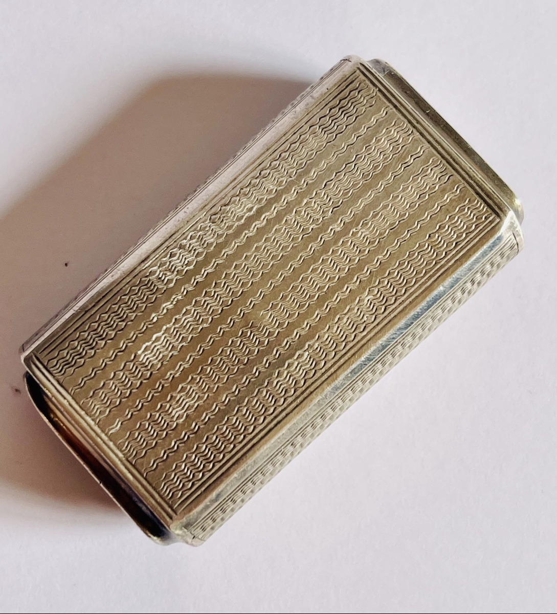 Silver Snuffbox -photo-5